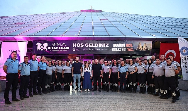 16. Antalya Kitap Fuarı'nı 1 Milyon 173 Bin 627 Kişi Ziyaret Etti