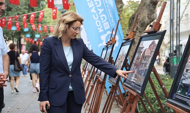 17 Ağustos'un 27'nci yılında anlamlı sergi