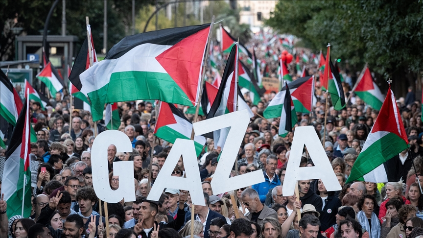 Dünya kamuoyu 2025'te İsrail'in Gazze'ye saldırılarına karşı sesini yükseltti