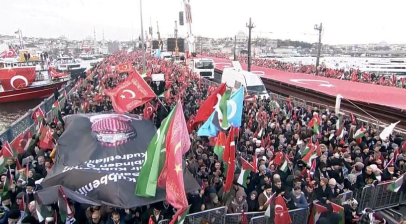 Yarım milyon Galata’da: Gazze’ye destek yürüyüşü