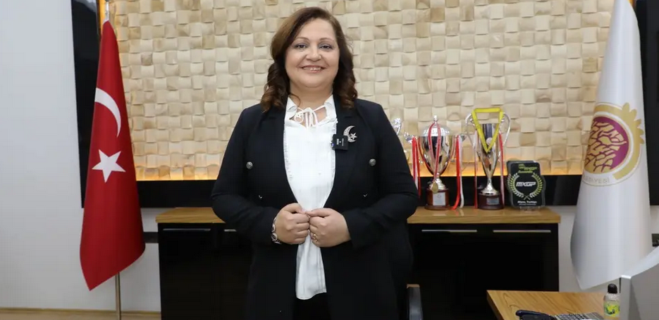 Burcu Köksal’dan AK Parti’de İlk Mesaj