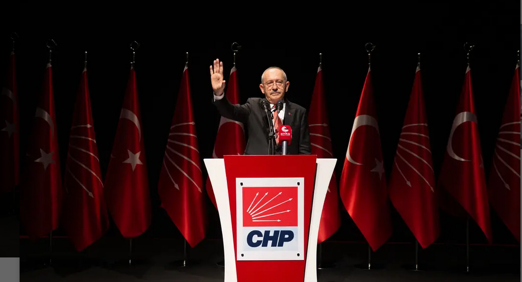 CHP’de Çifte Toplantı Krizi: Özel ve Kılıçdaroğlu’nun Güç Gösterisinde Vekil Dengesi Dikkat Çekti