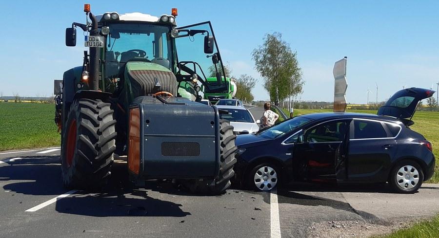 Amasya'da cenaze dönüşü kaza: 3 kişi yaşamını yitirdi