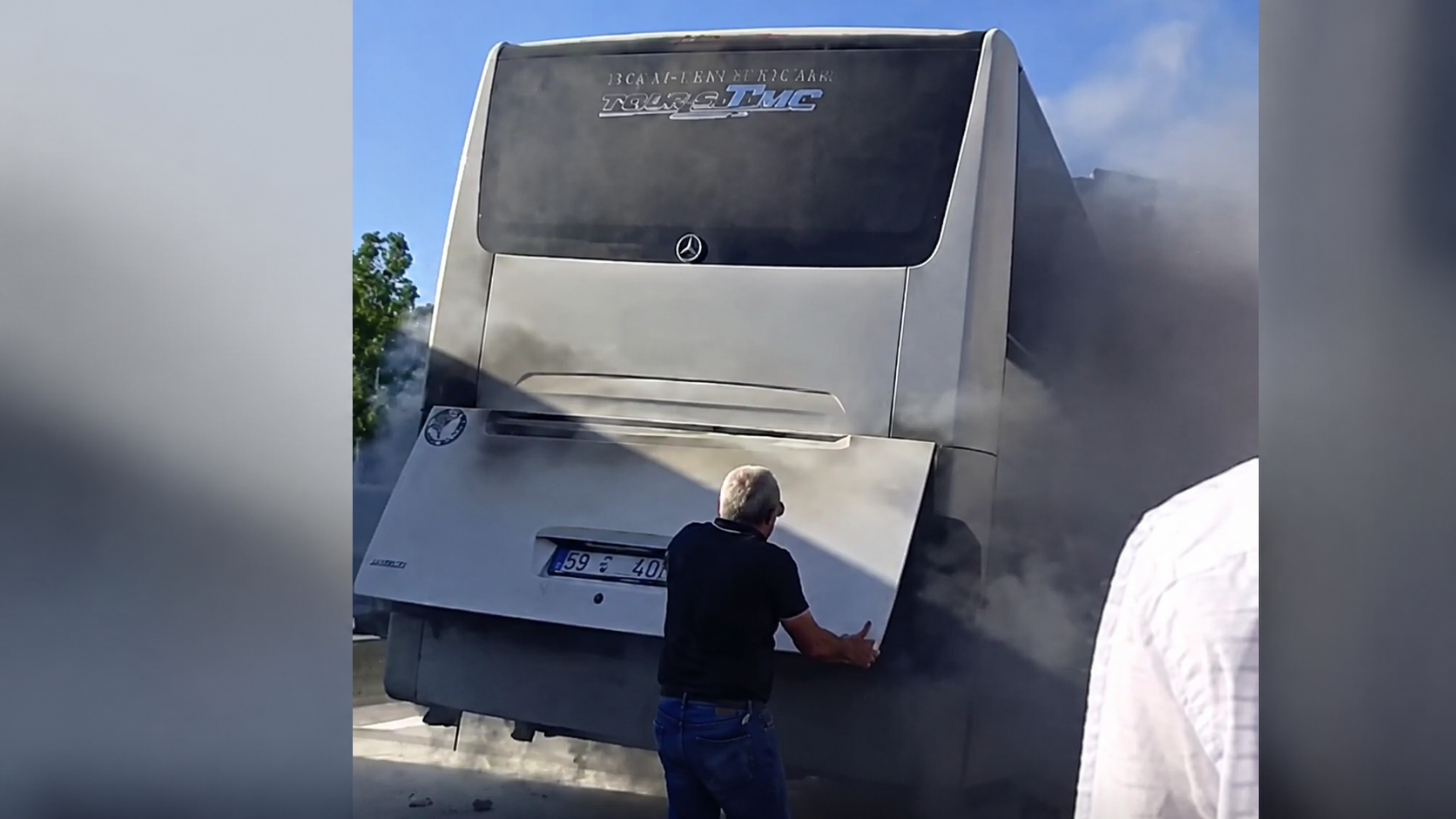 Ankara'da Seyir Halindeki Otobüs Alevlere Teslim Oldu