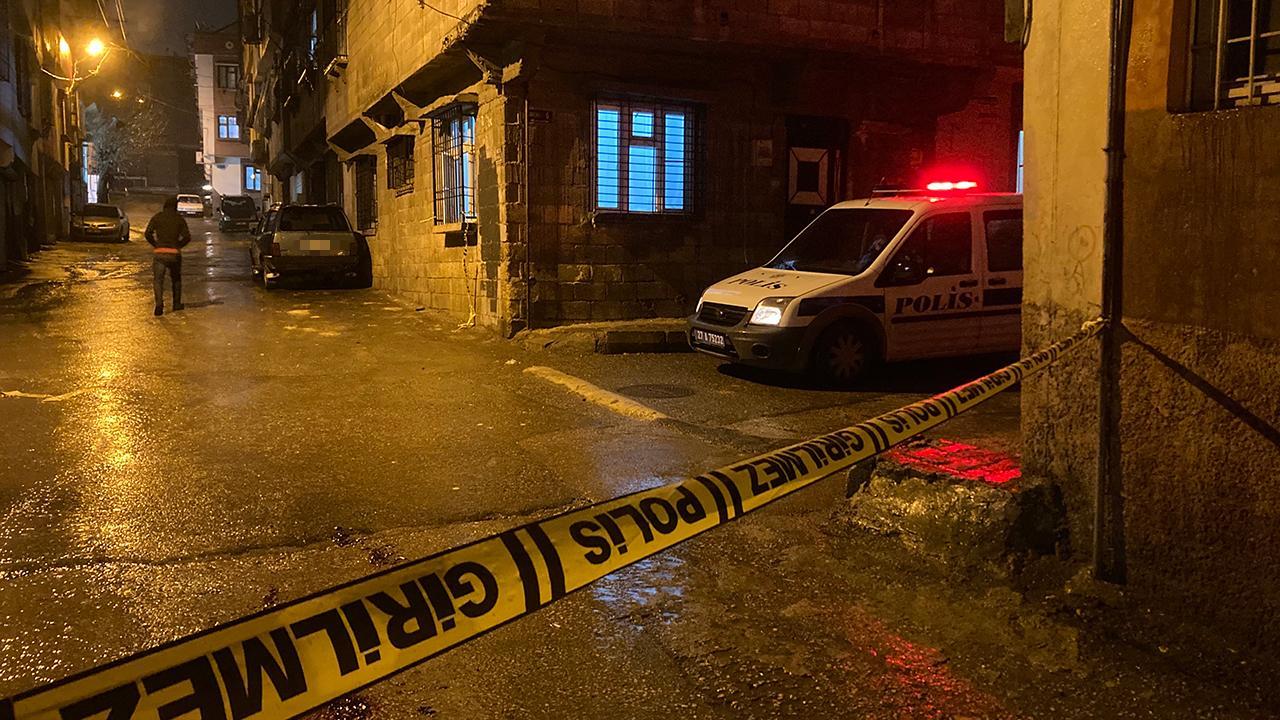 Arnavutköy'de dehşet: Eski eşini ve oğlunu öldürüp intihar etti