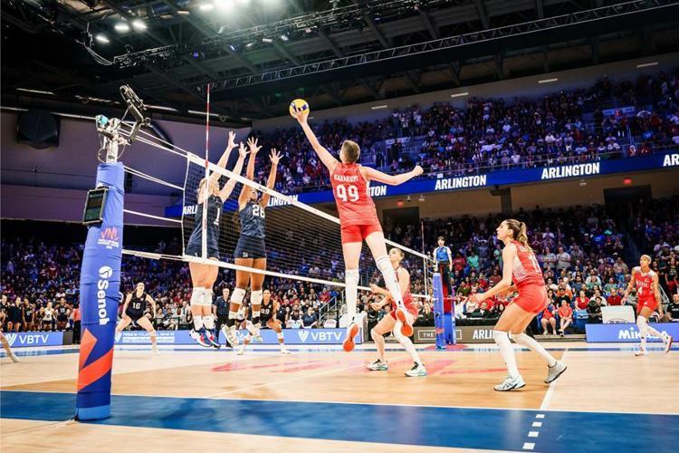 Filenin Sultanları Kanada'yı geçti! VNL'de yarı final heyecanı başladı