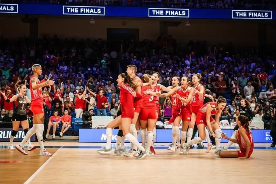 Filenin Sultanları, VNL finalleri öncesi Tayland'ı 3-1 mağlup etti