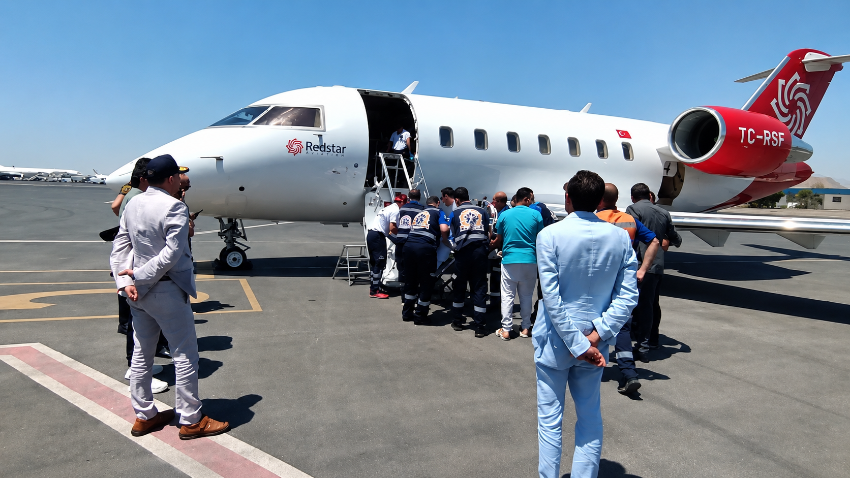 Mısır'da Kaza Geçiren 3 Türk Vatandaşı Hava Ambulansıyla Yurda Getirildi