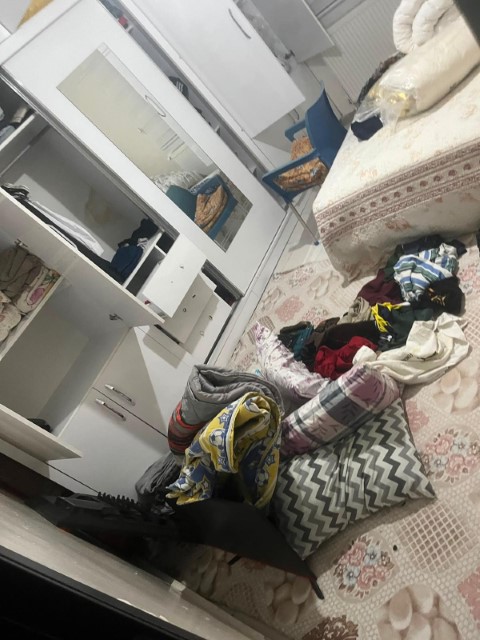 Tatile Giden Aile Eve Döndüğünde Hayatının Şokunu Yaşadı
