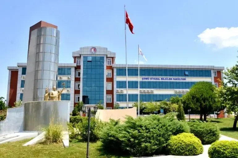 Üniversitedeki Taciz İddialarında Yeni Gelişme: Mahkemeden Göreve Dönüş Kararı