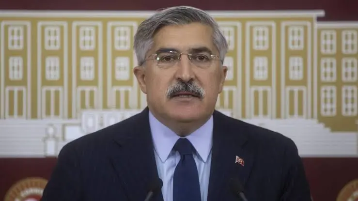 AK Parti'den 25'inci Yıl Mesajı: "İkinci 25 Yıl İçin Yeni Bir Başarı Hikayesi Yazıyoruz"