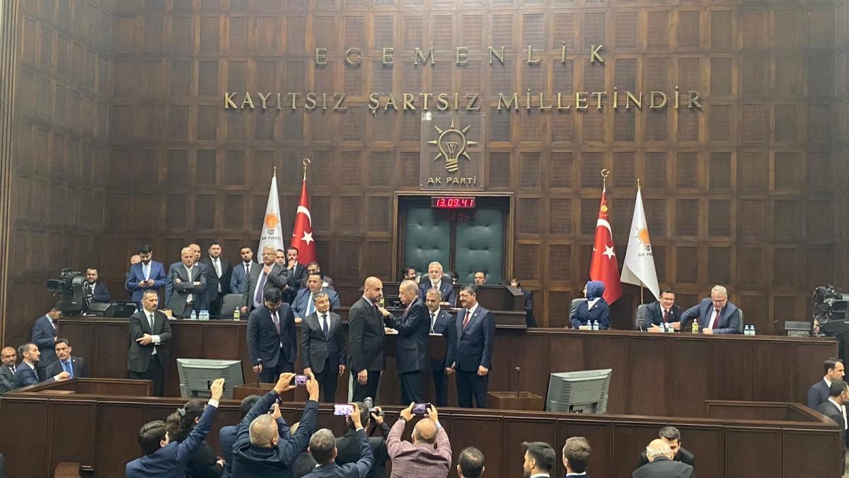 AK Parti’ye 10 yeni isim katıldı: 3 milletvekili ve 7 belediye başkanı