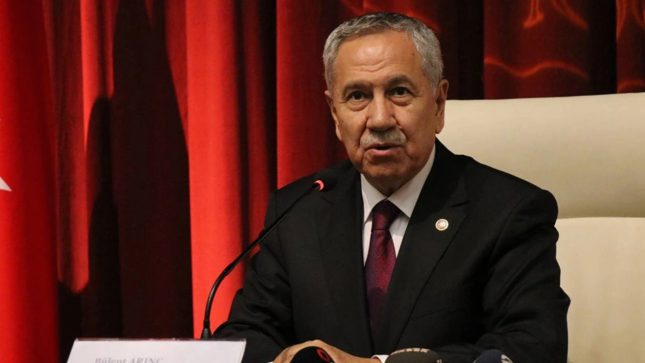 Bülent Arınç'tan Yürütülen Soruşturmaya İlişkin Hukuk ve Masumiyet Karinesi Uyarısı