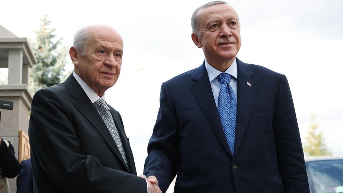 Cumhurbaşkanı Erdoğan ile Bahçeli Beştepe'de bir araya geldi