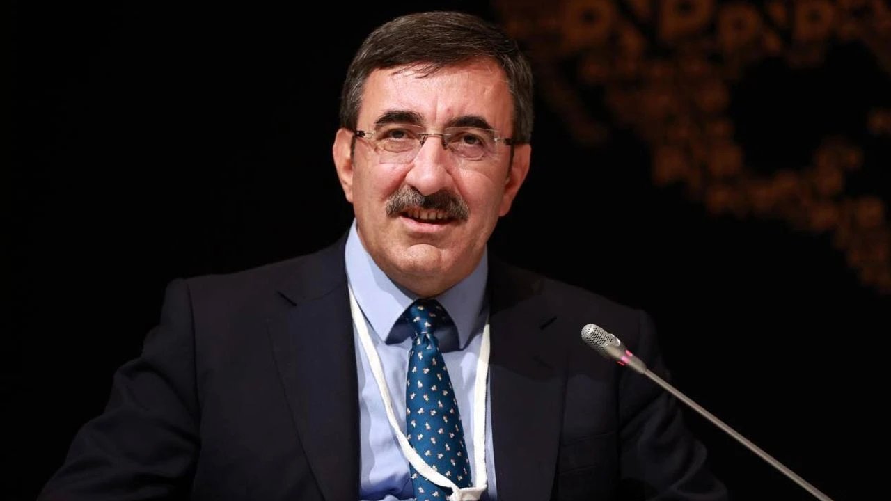 Cumhurbaşkanı Yardımcısı Yılmaz'dan Kıbrıs'taki Deniz Faciasına İlişkin Açıklama: "Tüm İmkânlar Seferber Edildi"