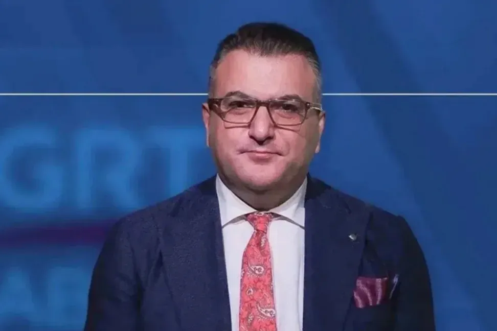 Gazeteci Cem Küçük tutuklandı