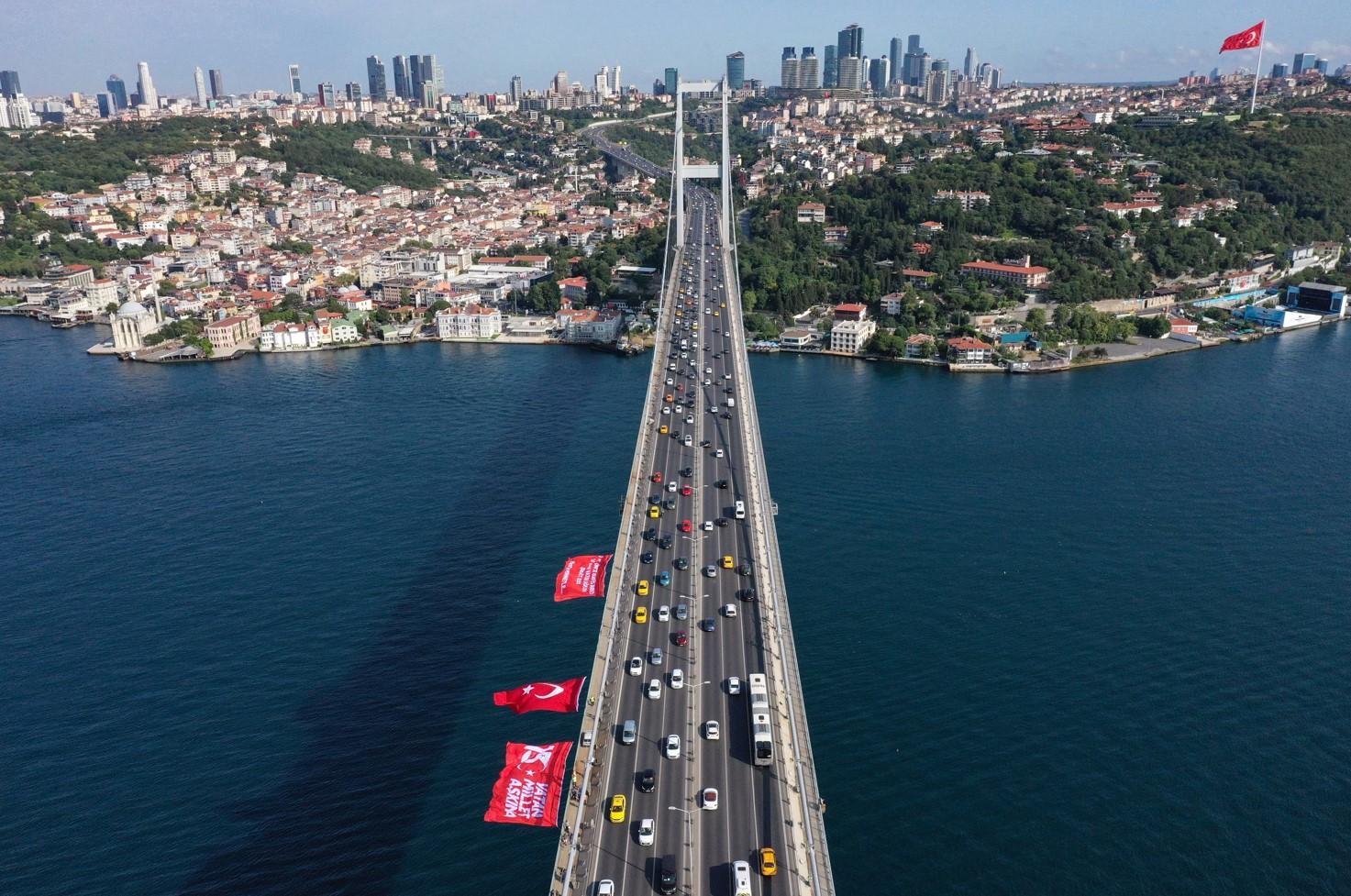 İstanbul'da Gece Trafiğine Geçici Düzenleme! Bazı Yollar Kapatılacak