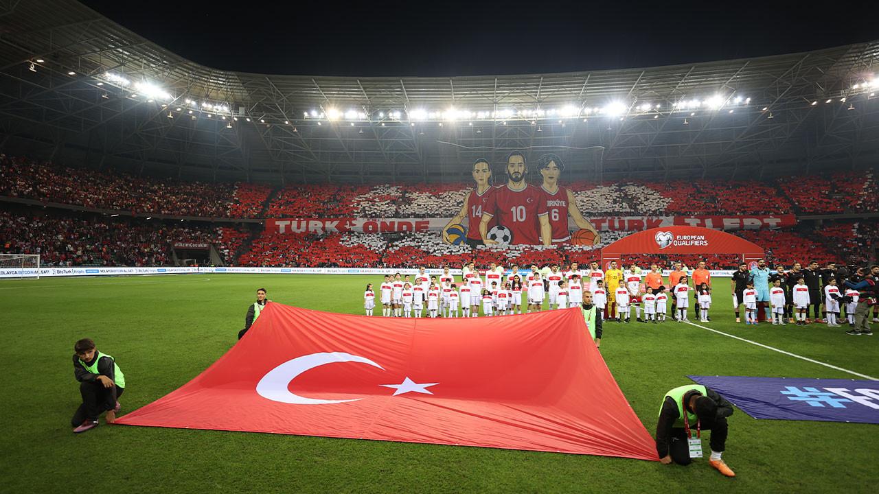 A Milli Takım, Uluslar Ligi'nde Fransa karşısında sahaya çıkıyor