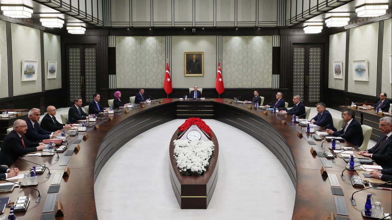 Cumhurbaşkanlığı Kabinesi, Erdoğan başkanlığında toplandı