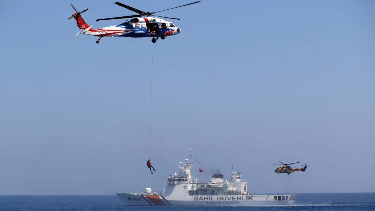 Girne Açıklarındaki Gemi Faciasında Bilanço Ağırlaşıyor: 8 Ölü, Kayıp 20 Kişi İçin Zamanla Yarış!