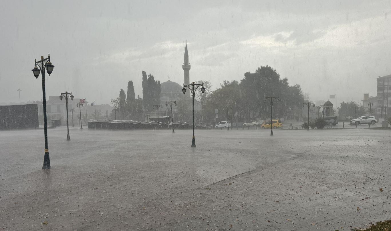 Meteoroloji uyardı: 4 ilde kuvvetli yağış bekleniyor