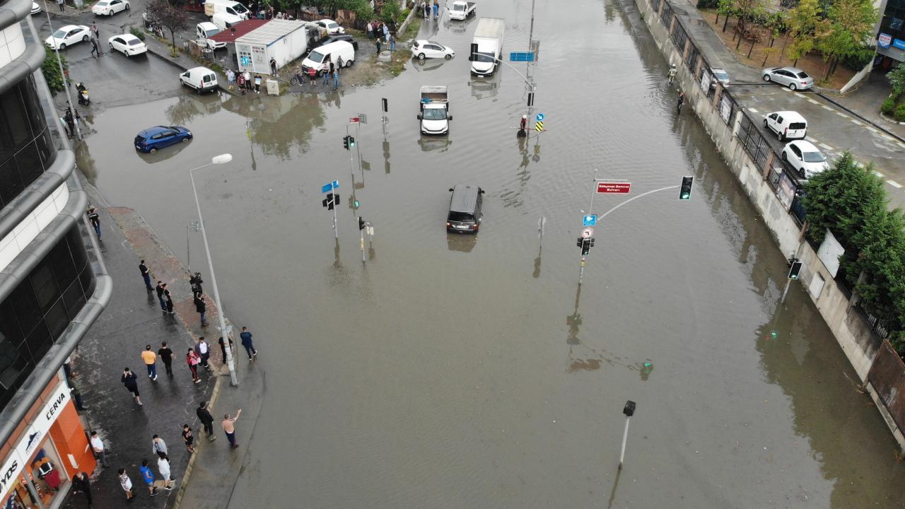 İstanbul'da Sel Felaketinde Can Kaybı 7'ye Yükseldi