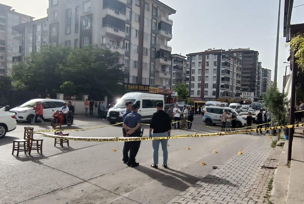 Konya’da Kahvehaneye Silahlı Saldırı: Veteriner Hayatını Kaybetti