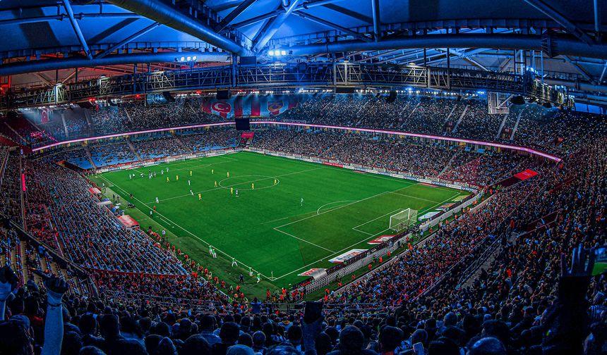 Süper Lig’de 8. hafta başlıyor: Trabzonspor-Beşiktaş maçı haftaya damga vuracak