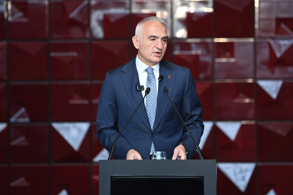 Bakan Ersoy: Osmanlı'nın bilim mirası Rami Kütüphanesi'nde gün yüzüne çıktı