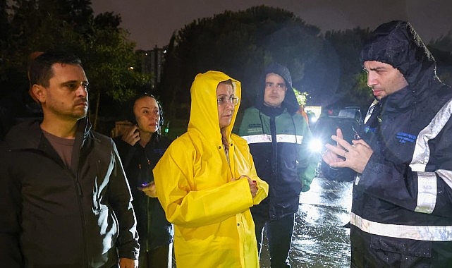 Bakırköy Belediyesi'nden Yağışa 24 Saat Kesintisiz Müdahale