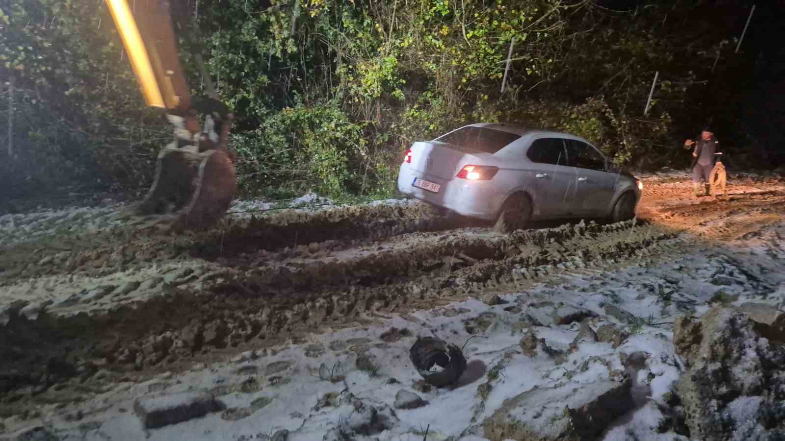 Bartın’da kiralık ev ararken ormanlık alana giren çift mahsur kaldı