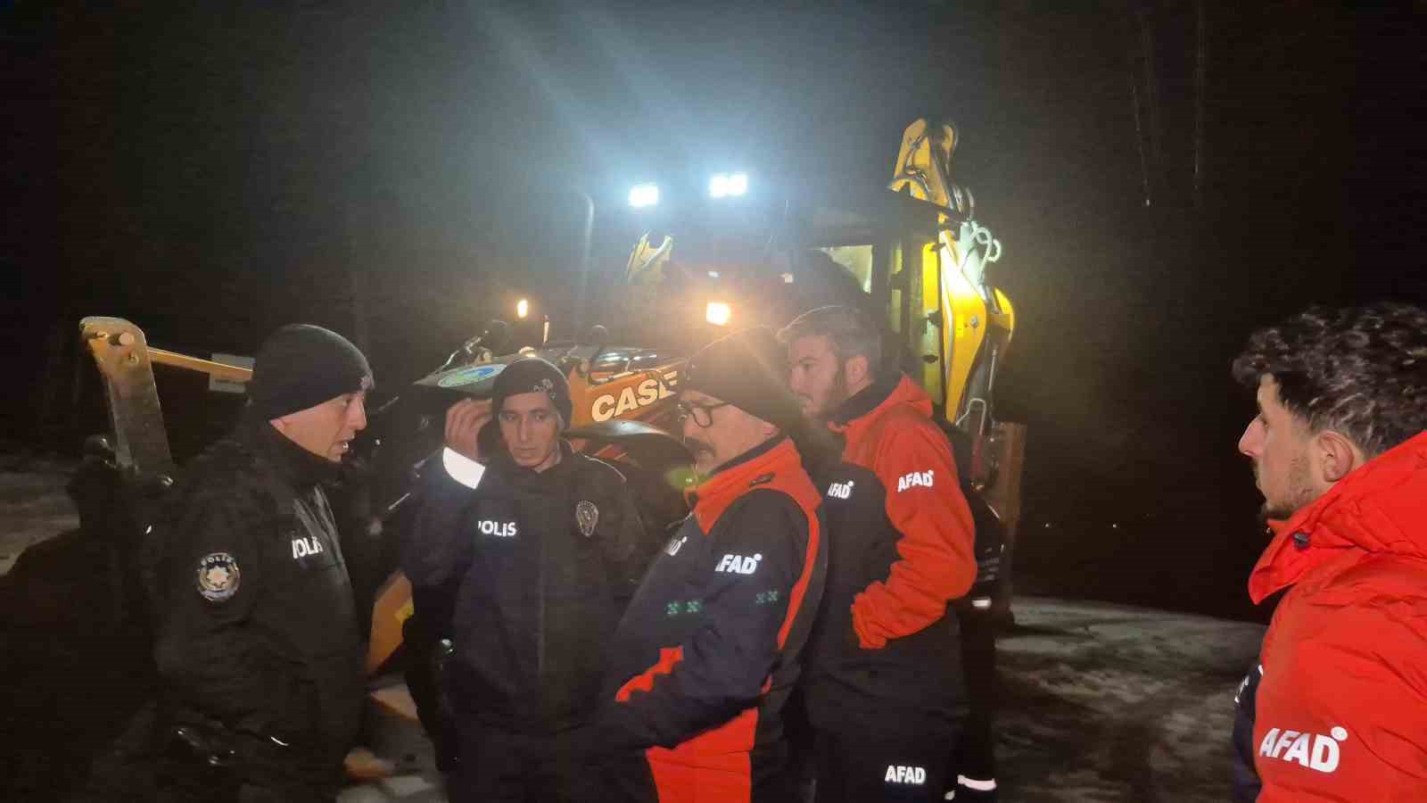 Bartın’da kiralık ev ararken ormanlık alana giren çift mahsur kaldı