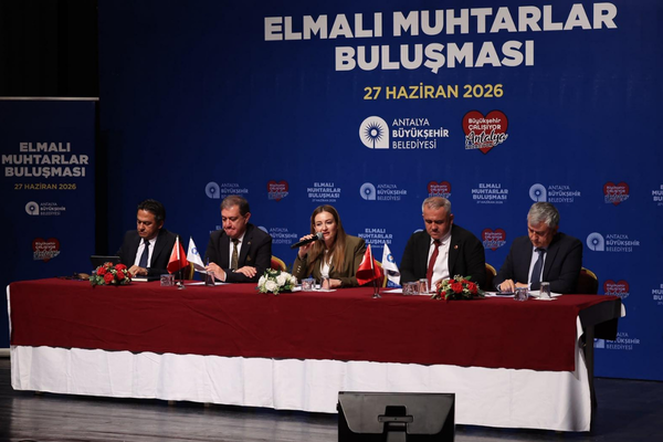 Başkan Vekili Özdemir, Elmalı’da muhtarlarla buluştu