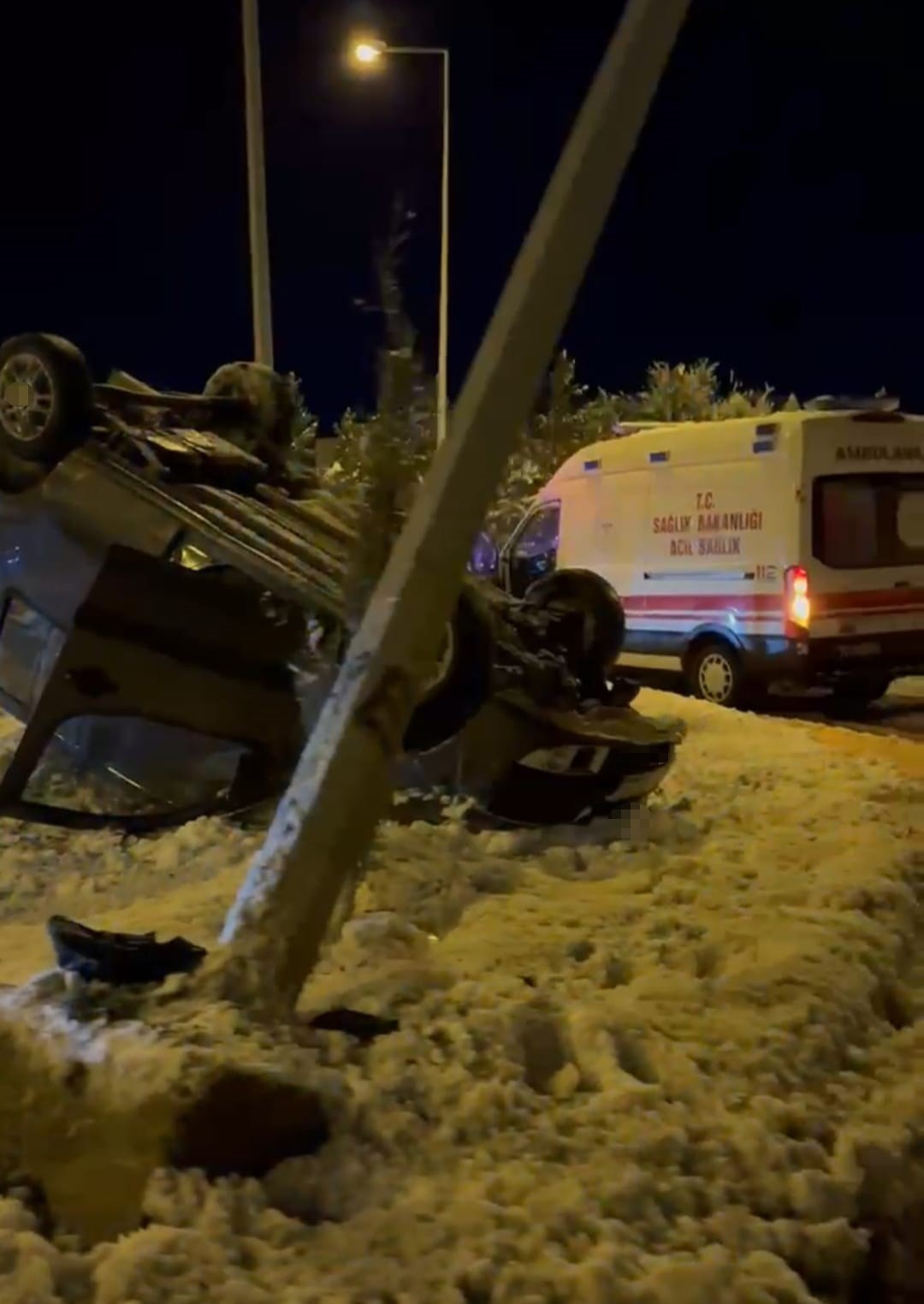 Batman’da kar ve buzlanma kazaya neden oldu: 2 yaralı