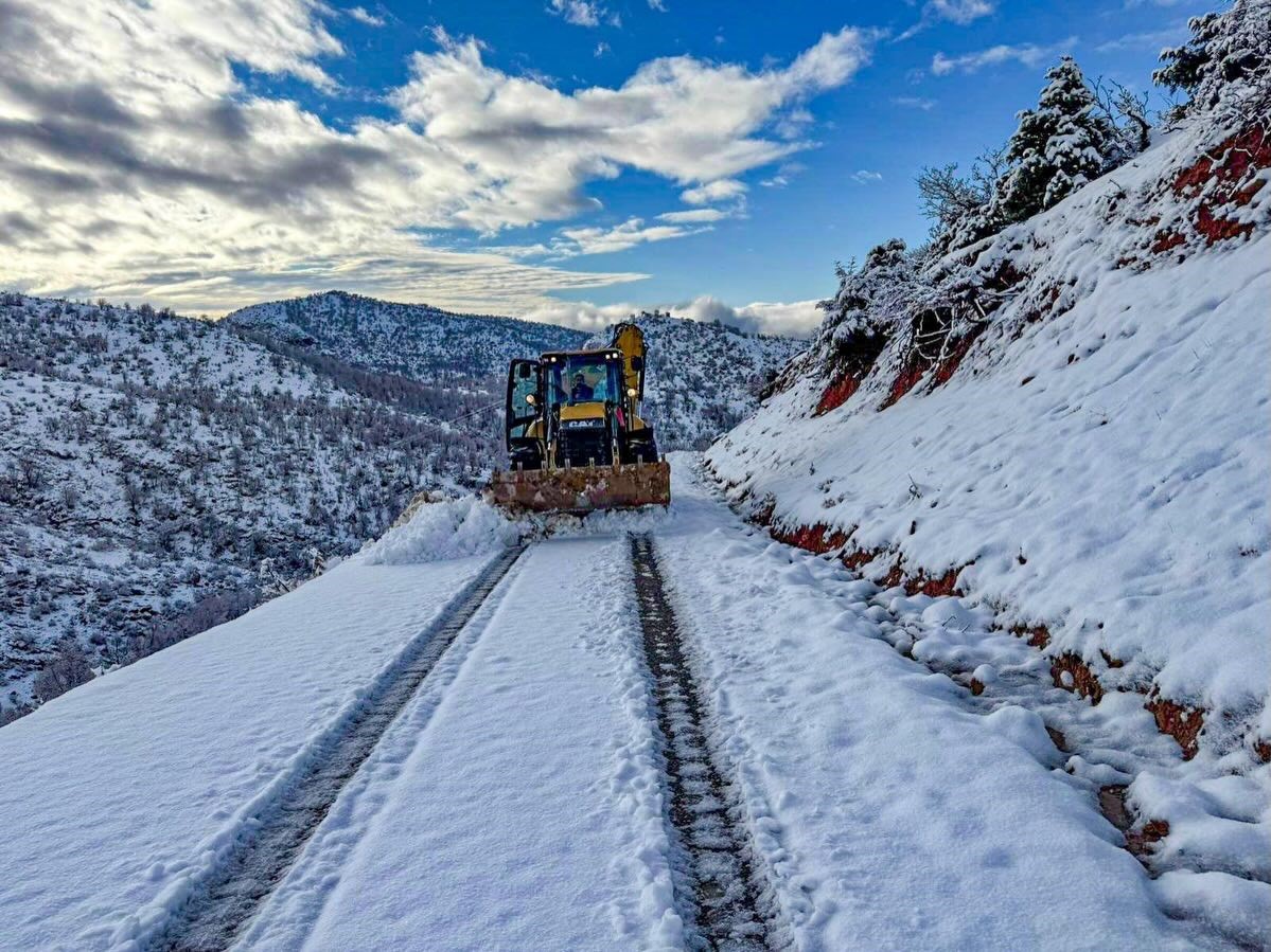 Batman’da kar yağışı ulaşımı aksattı Batman’da kar yağışı ulaşımı aksattı