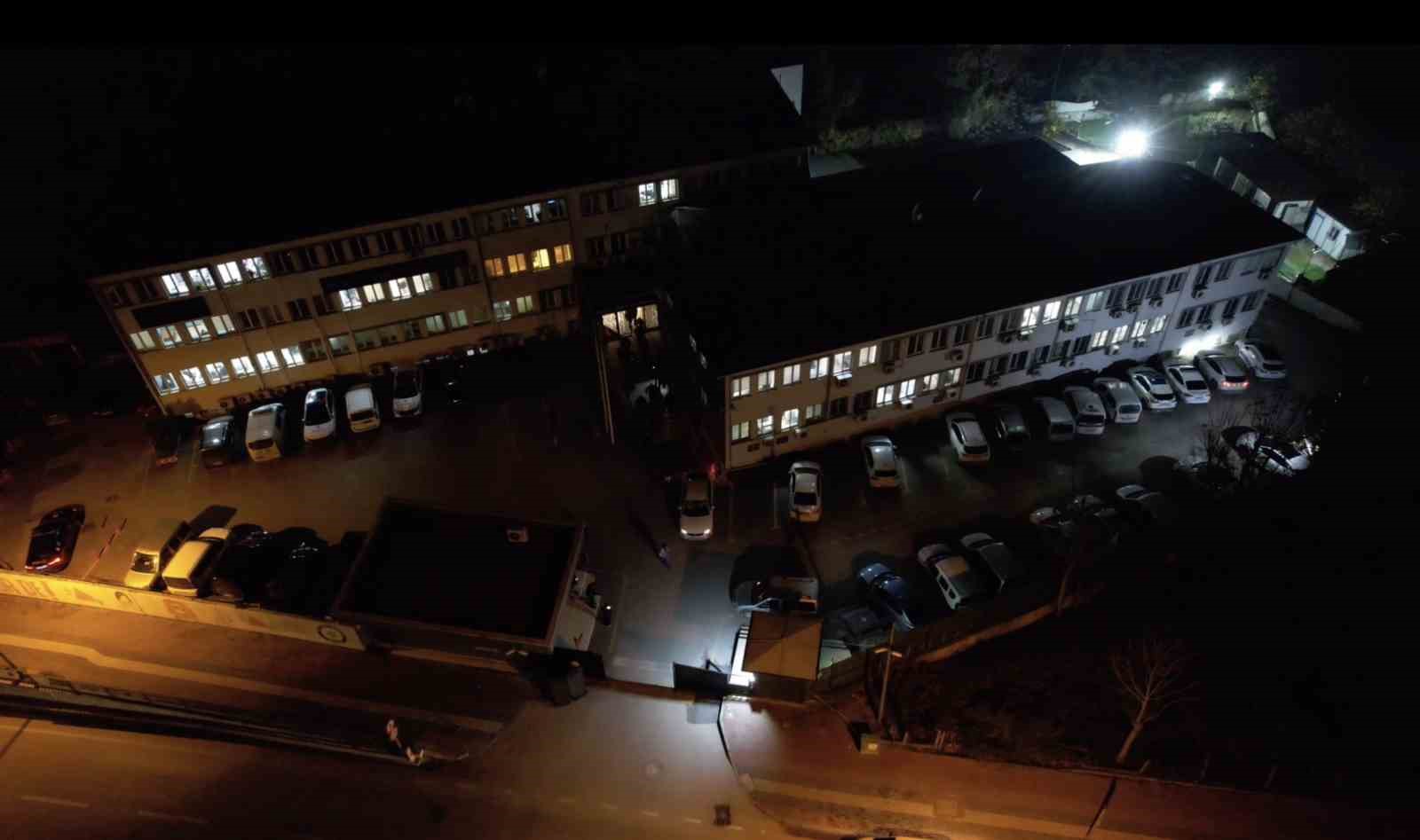 Bursa’da yılbaşı öncesi geniş çaplı uygulama: Kaçak ve sahte alkole geçit yok Bursa’da yılbaşı öncesi geniş çaplı uygulama: Kaçak ve sahte alkole geçit yok