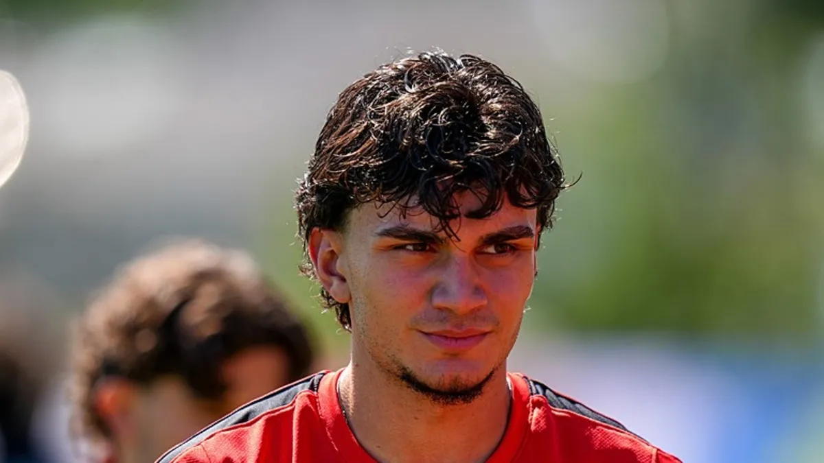 Can Uzun Galatasaray'a çok yakın! Transfer o rakama bitecek