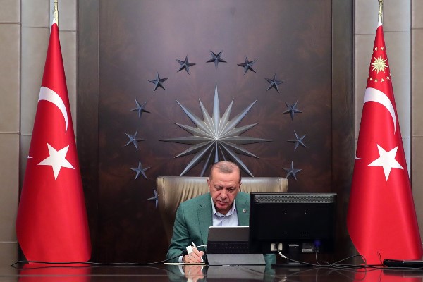 Cumhurbaşkanı Erdoğan, Singapur Başbakanı Wong ile bir araya geldi Cumhurbaşkanı Erdoğan, Singapur Başbakanı Wong ile bir araya geldi