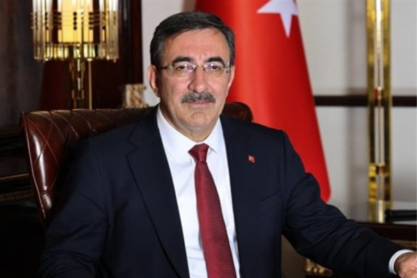 Cumhurbaşkanı Yardımcısı Yılmaz, Uluslararası Öğrenciler Mezuniyet Töreni'ne katıldı Cumhurbaşkanı Yardımcısı Yılmaz, Uluslararası Öğrenciler Mezuniyet Töreni'ne katıldı
