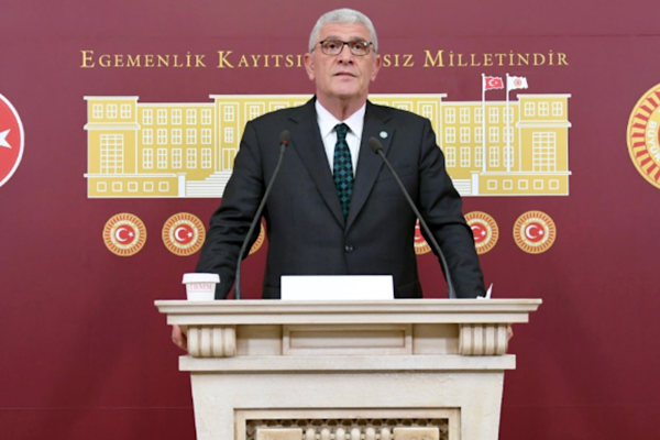 Dervişoğlu’ndan YKS adaylarına başarı mesajı Dervişoğlu’ndan YKS adaylarına başarı mesajı