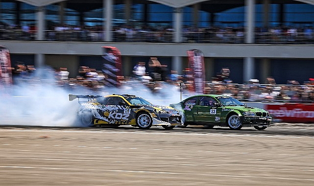 Drift Heyecanı Bir Kez Daha TOSFED İstanbul Park'ta Drift Heyecanı Bir Kez Daha TOSFED İstanbul Park'ta