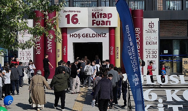 Dünyanın renkleri Kocaeli Kitap Fuarı'nda