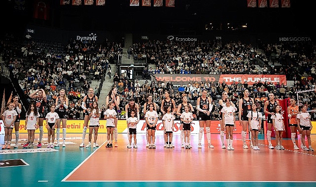 Eczacıbaşı Peron İstanbul, VakıfBank'ı konuk etti