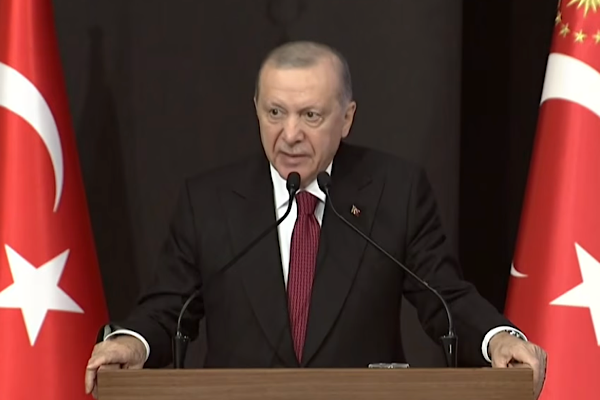 Erdoğan'dan milli takım taraftarlarına YKS uyarısı