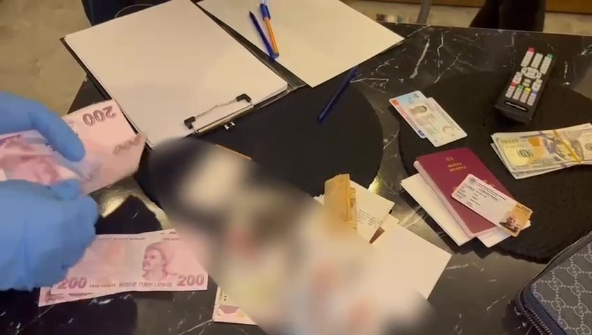 Fabrikalara dadanan suç örgütü kasaları spiral makinesiyle patlattı