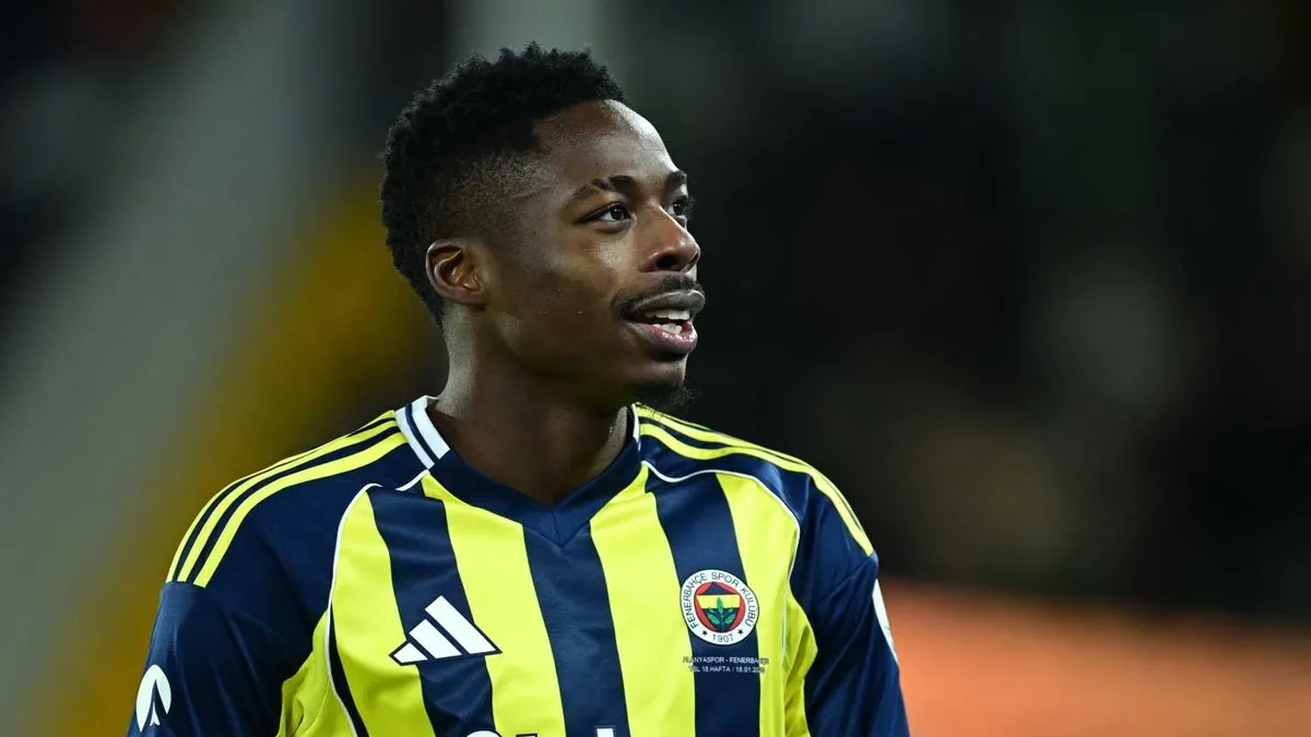Fenerbahçe ve Süper Lig ekibi arasında flaş takas! Musaba gidecek Kanarya'nın eski futbolcusu gelecek