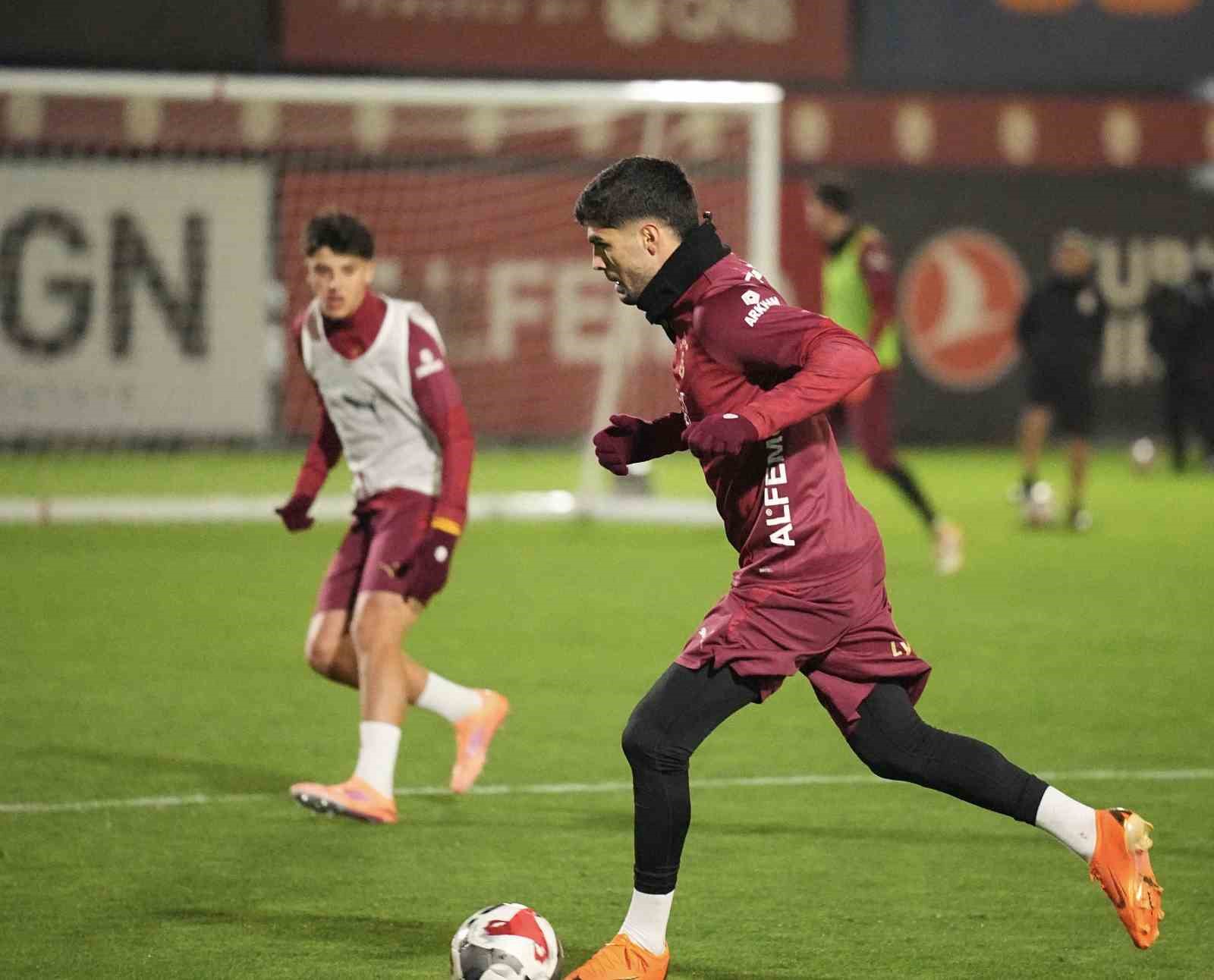 Galatasaray, Trabzonspor maçı hazırlıklarına başladı
