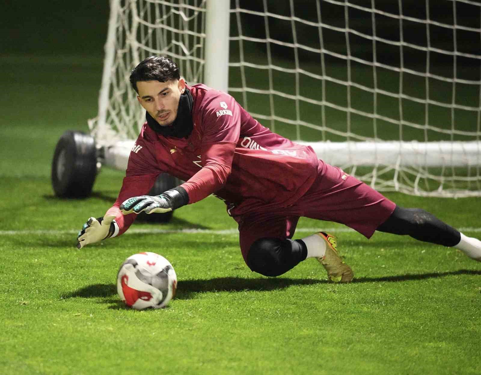 Galatasaray, Trabzonspor maçı hazırlıklarına başladı