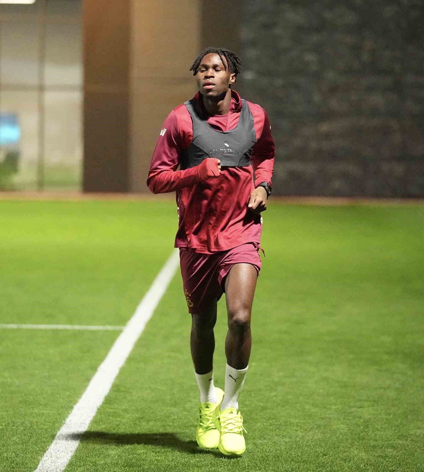 Galatasaray, Trabzonspor maçı hazırlıklarına başladı