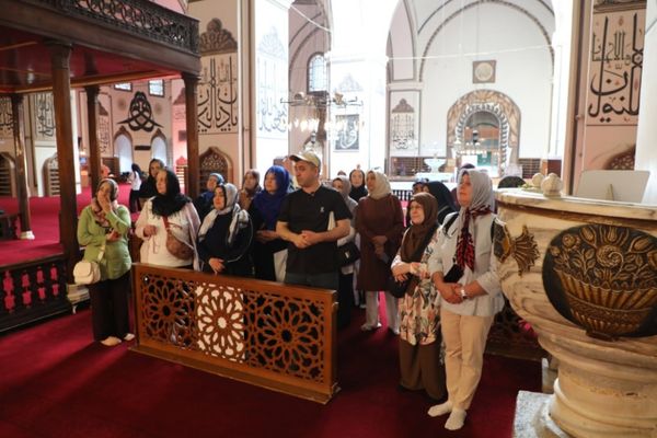Gemlik’te kültür turları yoğun ilgi görüyor Gemlik’te kültür turları yoğun ilgi görüyor